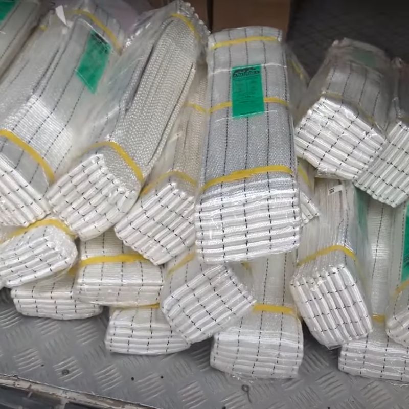 Dây cáp vải cẩu hàng hay còn gọi là dây cáp vải nâng hàng